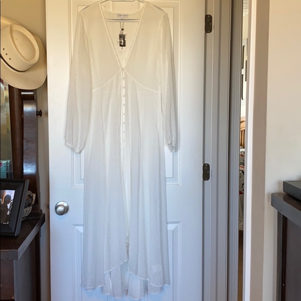 Express X Rocky Barnes  White Swiss Dot duster